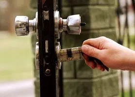 Golden Locksmith Services Verona, PA 412-386-9019 Golden Locksmith Services Verona, PA 412-386-9019 - 13-Re-Key-Locks